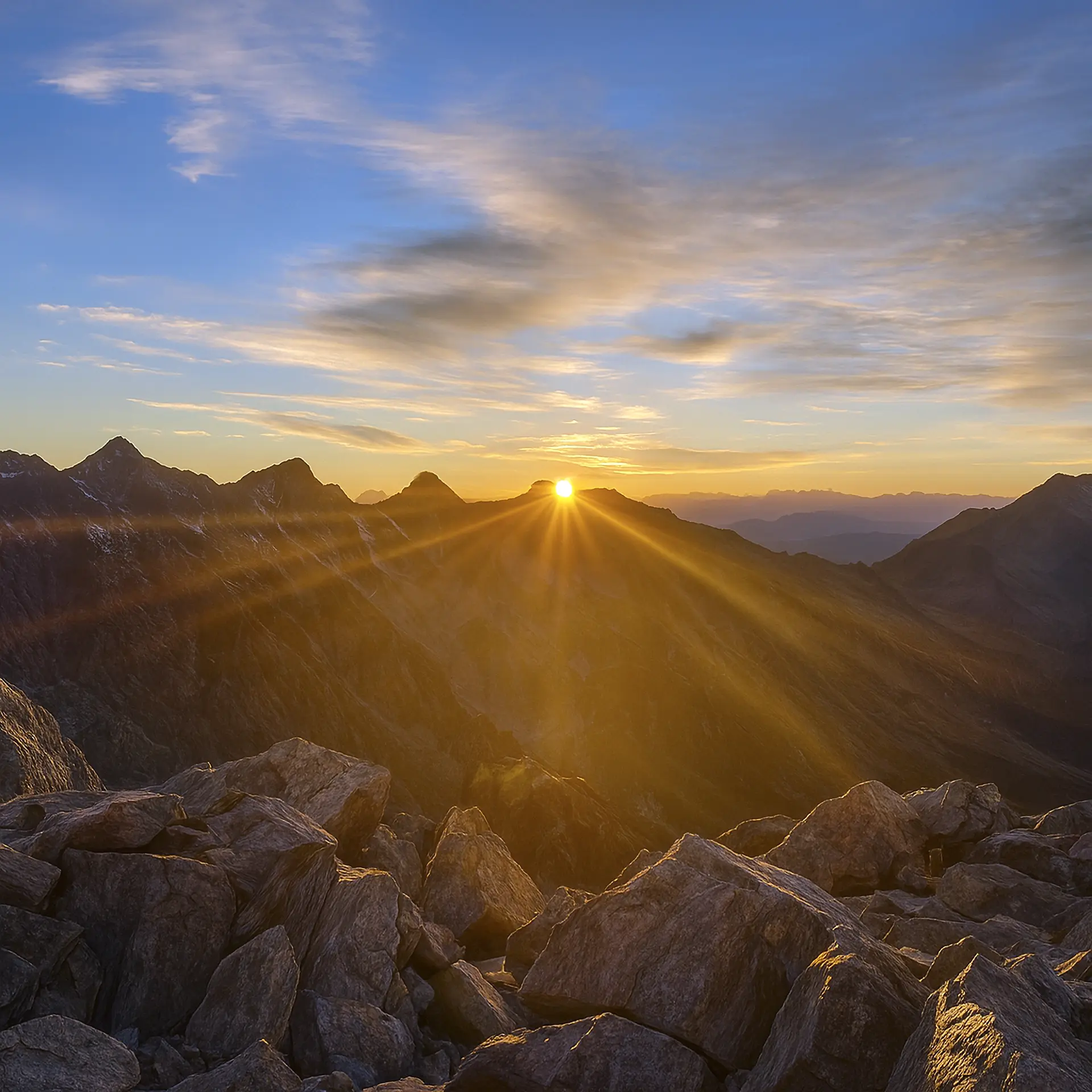 Salida de sol con Nima